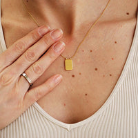 BREATHE 18k Gold Pendant Necklace