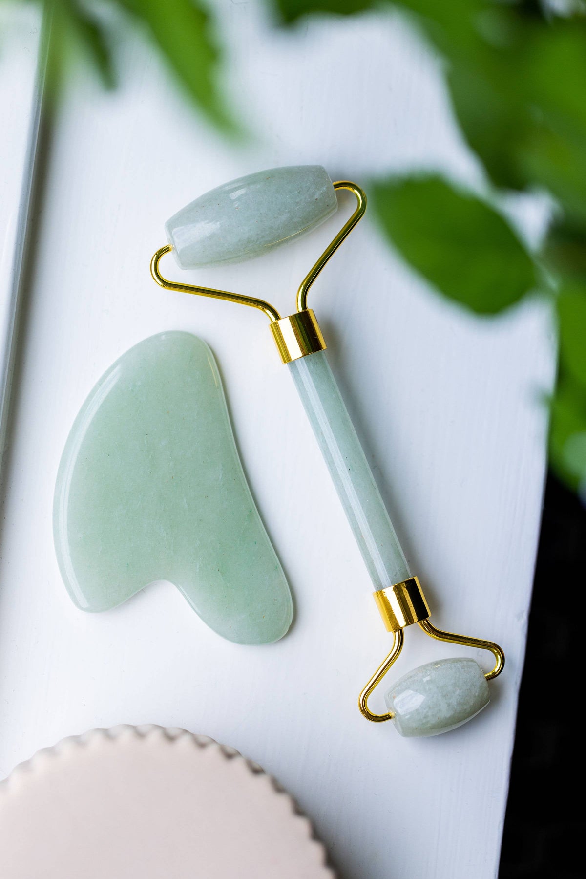 The Gua Sha Box (jade heart stone + roller)